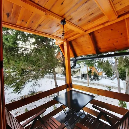 Zlatair Chalets Nova Varos