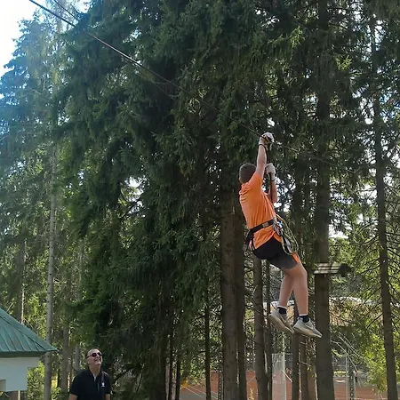 Zlatair Chalets Lodge